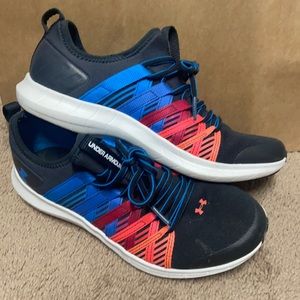 Under armour girls shoes size 5 or women’s 7